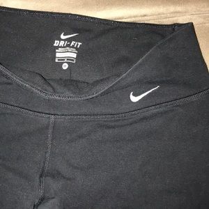 Nike Dry fit crop black leggings
